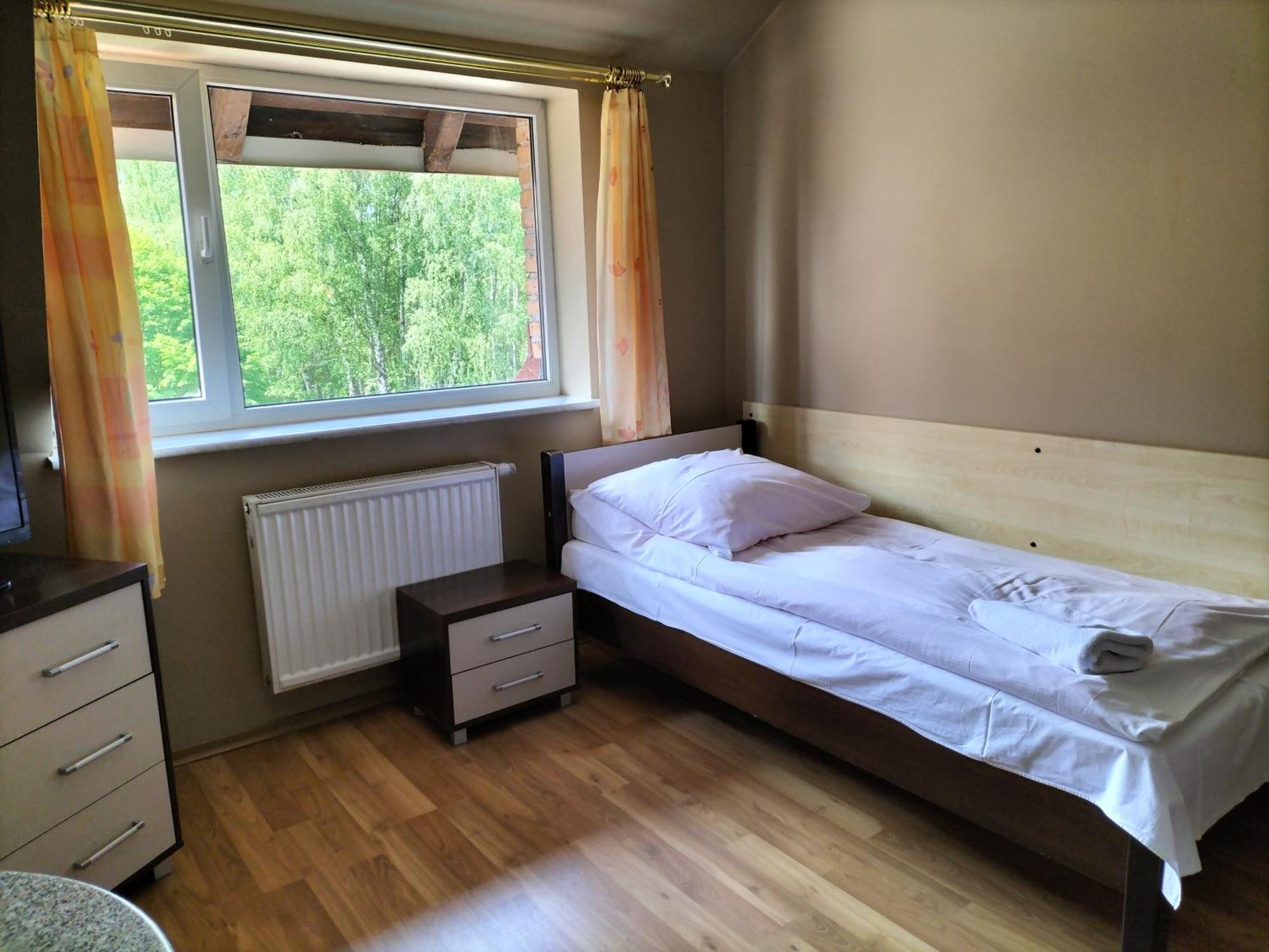 Gosciniec U Zawierki Лодзь Экстерьер фото